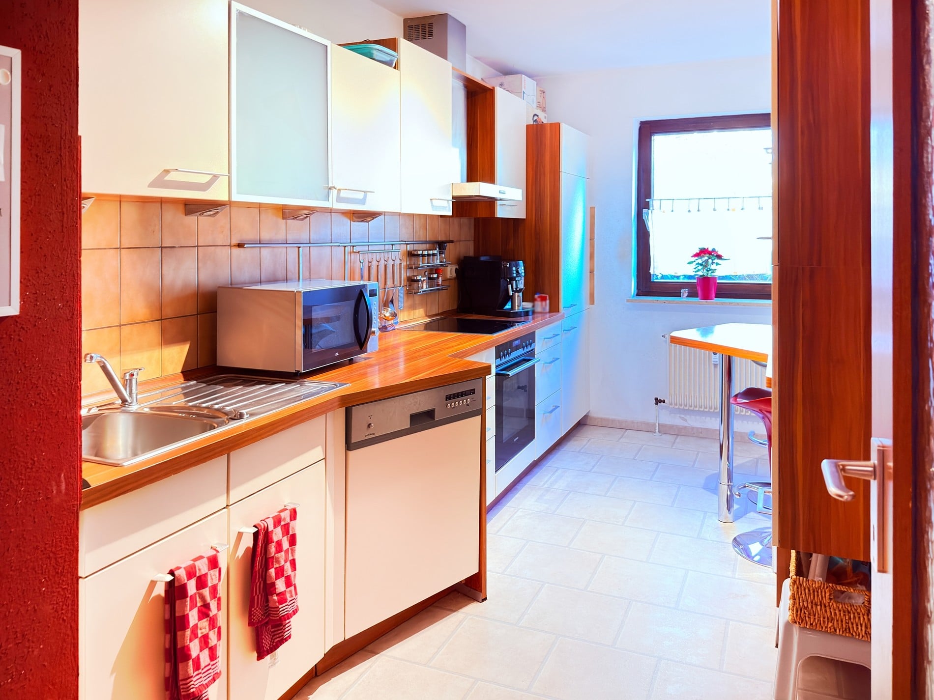 Renditestarke Kapitalanlage: 3-Zi-EG-Wohnung auf 82qm mit schöner Südterrasse und Tiefgaragen-SP