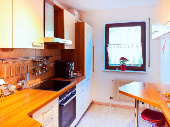 Renditestarke Kapitalanlage: 3-Zi-EG-Wohnung auf 82qm mit schöner Südterrasse und Tiefgaragen-SP