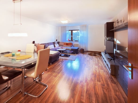 Renditestarke Kapitalanlage: 3-Zi-EG-Wohnung auf 82qm mit schöner Südterrasse und Tiefgaragen-SP