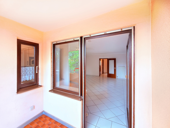 Helle 2-Zimmer-Wohnung mit Westbalkon zwischen Innenstadt und Burgberg