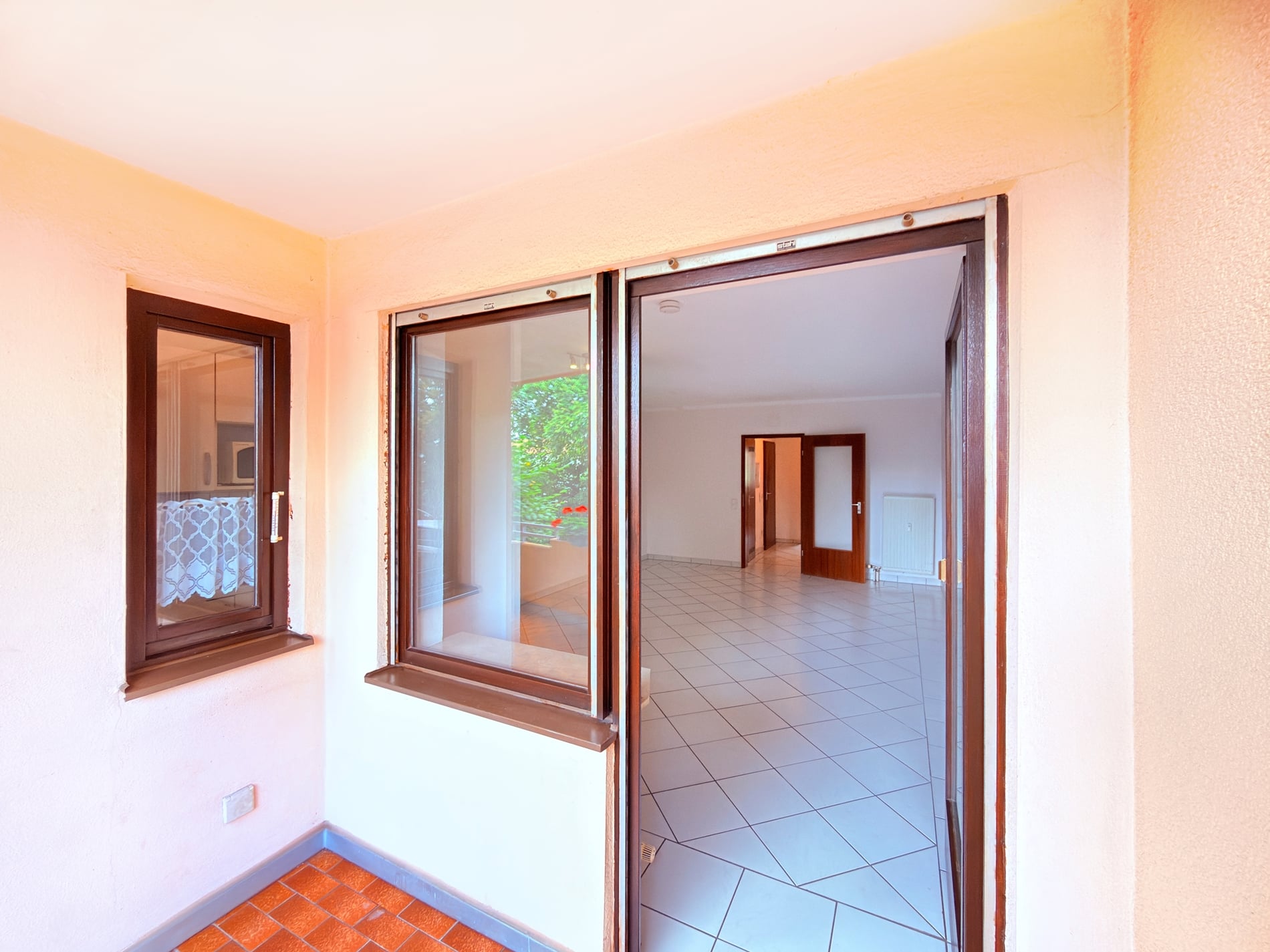 Helle 2-Zimmer-Wohnung mit Westbalkon zwischen Innenstadt und Burgberg