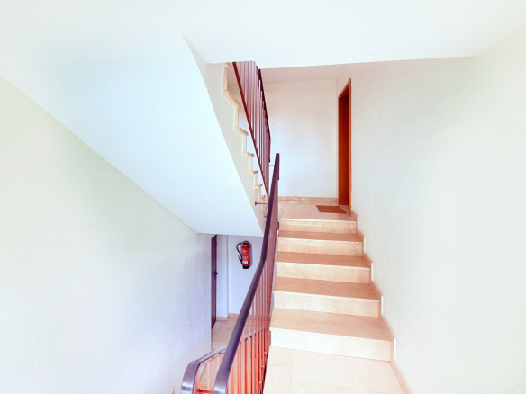 Helle 2-Zimmer-Wohnung mit Westbalkon zwischen Innenstadt und Burgberg