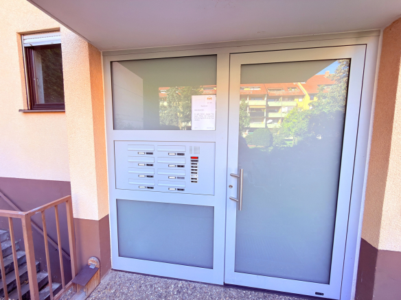 Helle 2-Zimmer-Wohnung mit Westbalkon zwischen Innenstadt und Burgberg